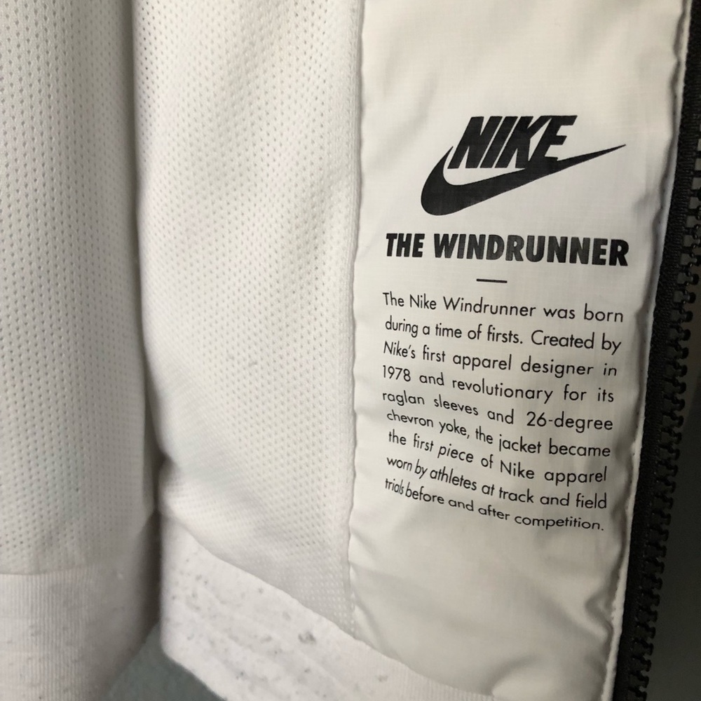 Nike Windbreaker Jacket - Picture 8 of 8